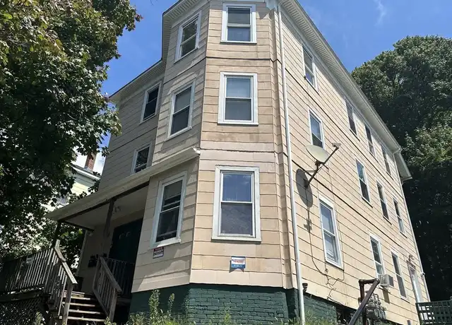 Property at 14 Hooper St Unit 3, Worcester, MA, 01605, 2 beds, 1 bath, [object Object]