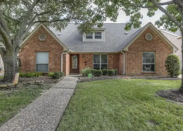 Property at 12439 Piping Rock Dr, Houston, TX, 77077, 4 beds, 2.5 baths, [object Object]