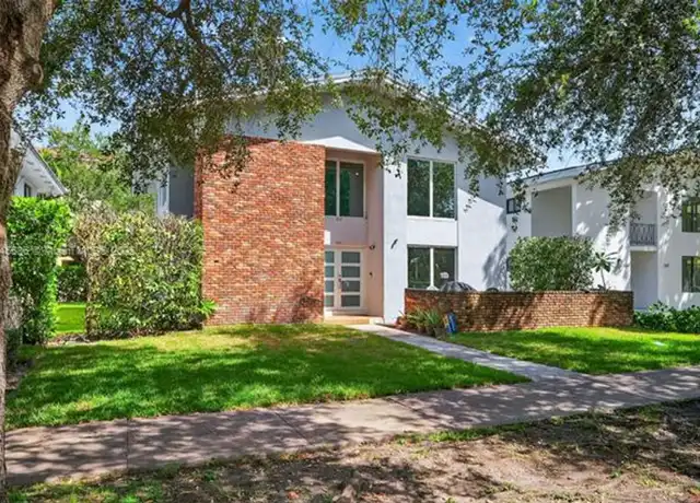 Property at 539 Menendez Ave, Coral Gables, FL, 33146, 2 beds, 2 baths, [object Object]