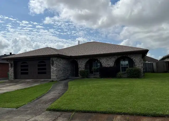 Property at 2213 Stall Dr, Harvey, LA, 70058, 3 beds, 2 baths, [object Object]
