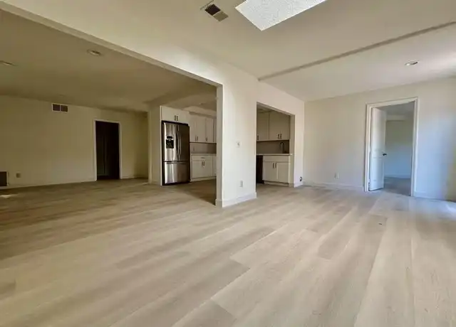 Property at 47 Bluejay, Irvine, CA, 92604, 5 beds, 4 baths, [object Object]