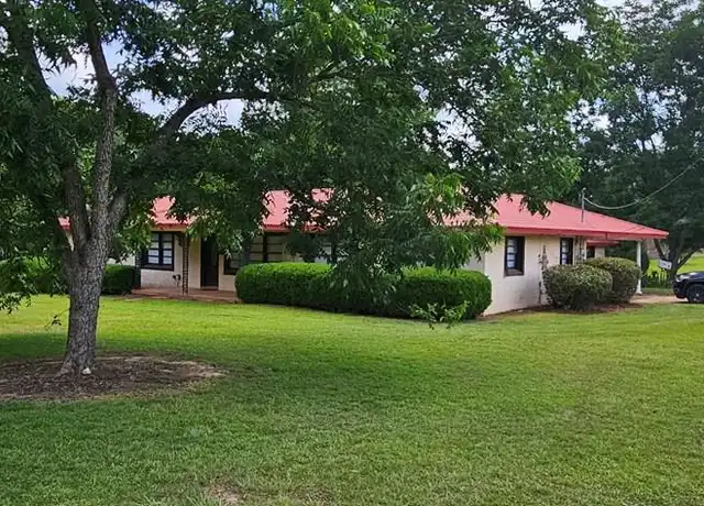 Property at 1729 Campbellton Hwy, Dothan, AL, 36301, 3 beds, 2 baths, [object Object]