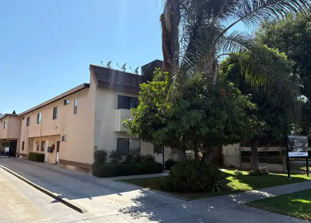 Property at Westwood Properties - 3701 Westwood Blvd, Los Angeles, CA, 90034, 2 beds, 1.5 baths, [object Object]
