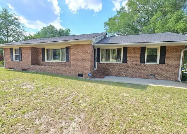 Property at 2512 Cumberland Rd, Fayetteville, NC, 28306, 3 beds, 2 baths, [object Object]