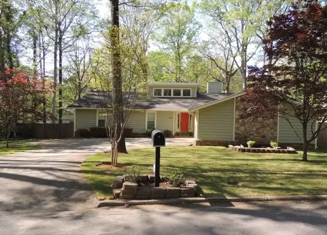 Property at 754 Post Road Ln, Stone Mountain, GA, 30088, 4 beds, 2.5 baths, [object Object]