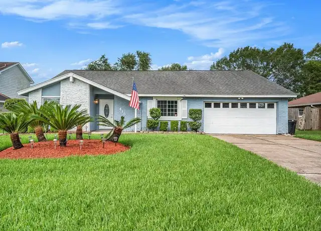 Property at 415 Cottonwood Dr, Friendswood, TX, 77546, 3 beds, 2 baths, [object Object]