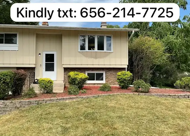 Property at 6415 Londonderry Dr, Cary, IL, 60013, 3 beds, 2.5 baths, [object Object]