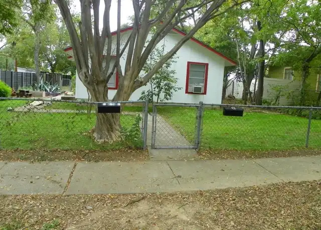 Property at 2007 E 16th St Unit A, Austin, TX, 78702, 2 beds, 1 bath, [object Object]