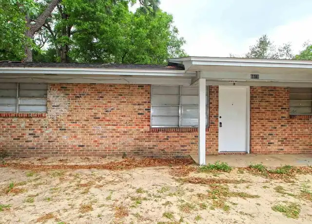 Property at 6618 Applegate St, Milton, FL, 32570, 2 beds, 1 bath, [object Object]