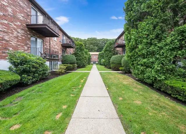 Property at 35 Westgate Rd #6, Chestnut Hill, MA, 02467, 2 beds, 1 bath, [object Object]