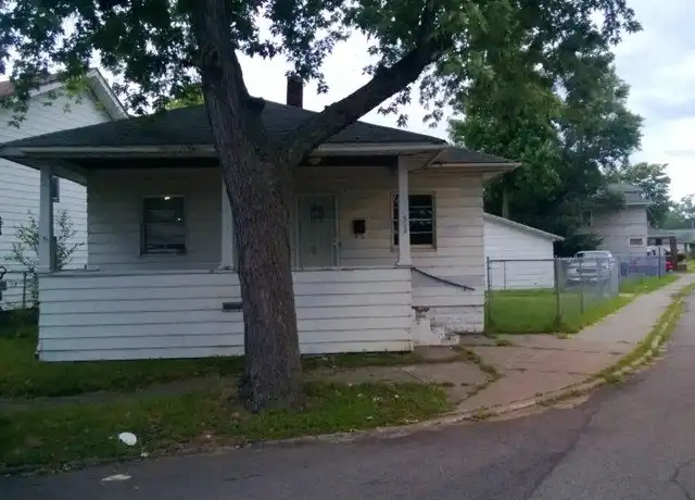Property at 502 Cleveland Ave, South Bend, IN, 46628, 2 beds, 1 bath, [object Object]