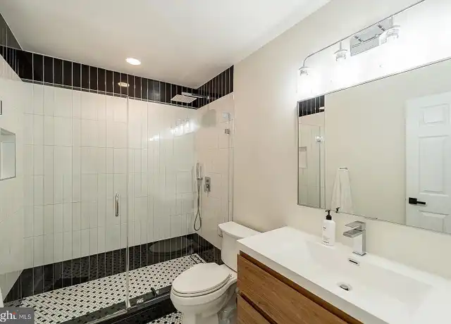 Property at 7913 Double Creek Ct, Springfield, VA, 22153, 3 beds, 3 baths, [object Object]