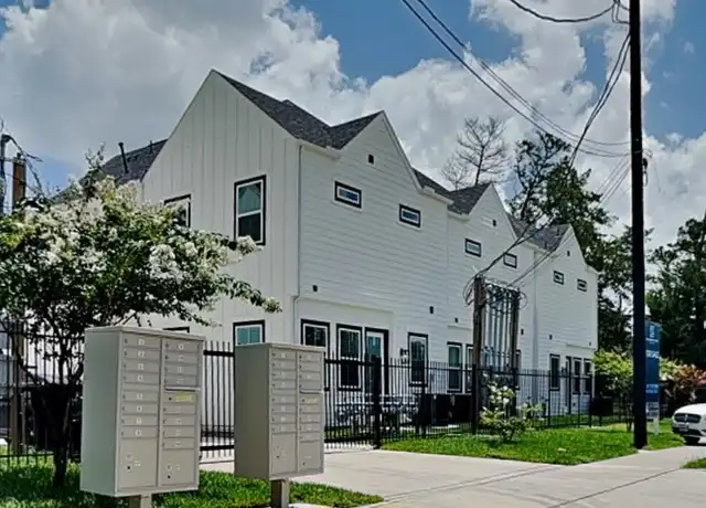Property at 9902 Clark Rd Unit R, Houston, TX, 77076, 3 beds, 2.5 baths, [object Object]
