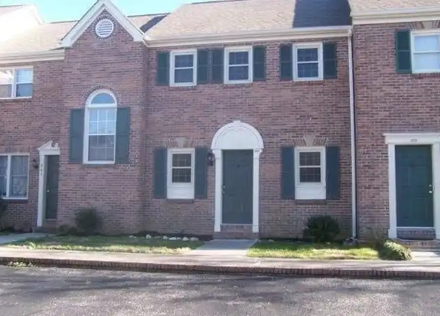 Property at 461 Bramblewood Ln, Knoxville, TN, 37922, 2 beds, 1.5 baths, [object Object]