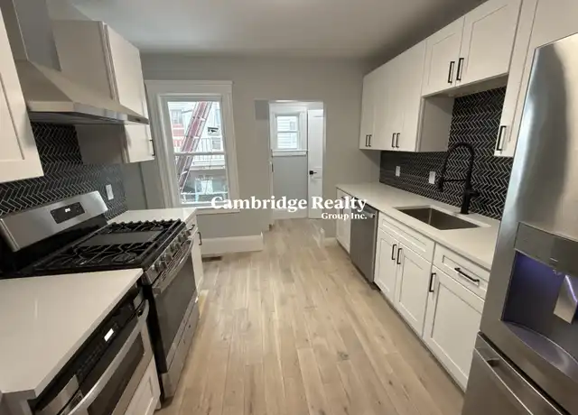 Property at 18 Princeton St Unit 3T, Somerville, MA, 02144, 2 beds, 1 bath, [object Object]