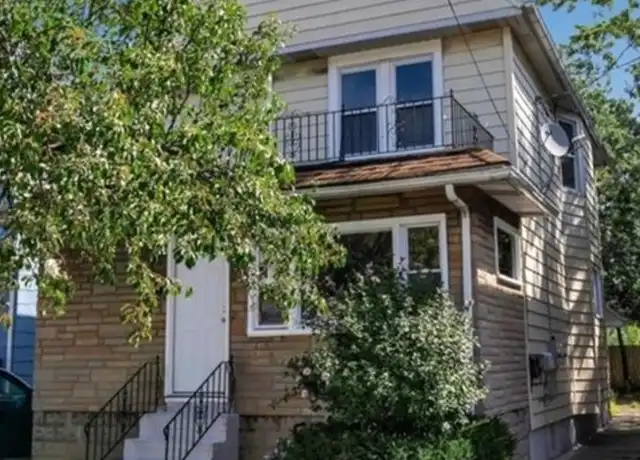 Property at 229 Courtland Ave Unit Upper, Buffalo, NY, 14215, 2 beds, 1 bath, [object Object]