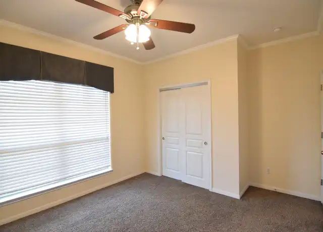 Property at 518 Wedgwood Dr, Temple, TX, 76502, 4 beds, 2 baths, [object Object]