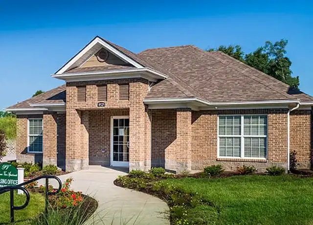 Property at Palomar View Apartments - 4121 Reserve Rd, Lexington, KY, 40514, 2-3 beds, 2 baths, [object Object]