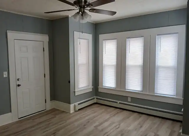 Property at 599 Cottage St Unit 1, New Bedford, MA, 02740, 2 beds, 1 bath, [object Object]