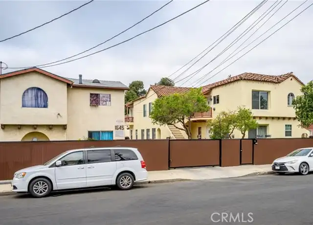 Property at 1639 1/2 S Catalina St Unit 1/2, Los Angeles, CA, 90006, 2 beds, 1 bath, [object Object]