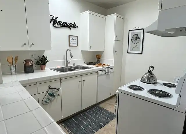 Property at 23105 Madison St, Torrance, CA, 90505, 1 bed, 1 bath, [object Object]