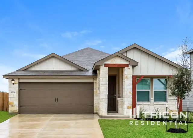 Property at 13530 Paxton Blvd, Saint Hedwig, TX, 78152, 3 beds, 2 baths, [object Object]