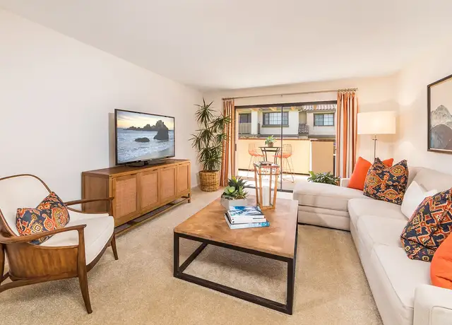 Photo of 13202 Myford Rd, Tustin, CA 92782