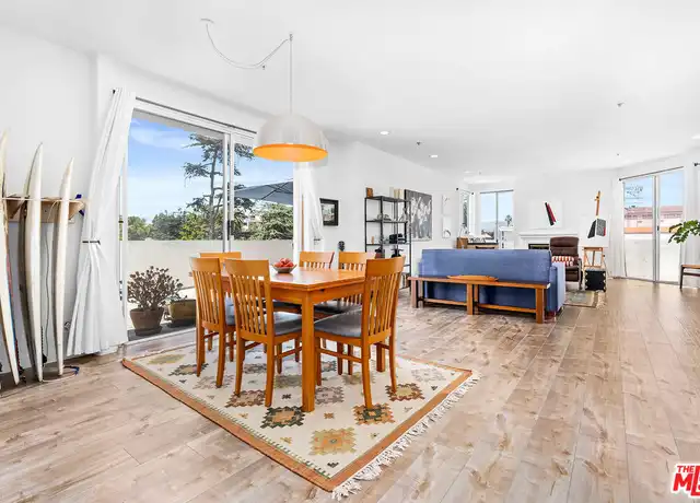 Property at 811 S Lucerne Blvd #402, Los Angeles, CA, 90005, 2 beds, 2 baths, [object Object]