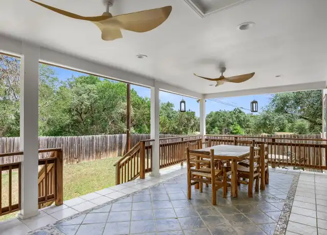 Property at 8404 Tyhurst Dr, Austin, TX, 78749, 5 beds, 3.5 baths, [object Object]