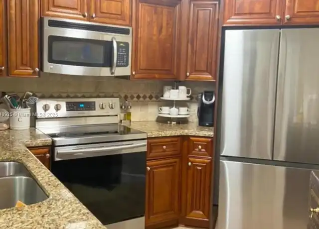 Property at 10245 NW 9th Street Cir Unit 206-9, Miami, FL, 33172, 2 beds, 2 baths, [object Object]