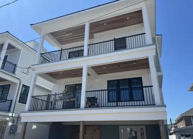 Property at 26 S Rosborough Ave, Ventnor City, NJ, 08406, 5 beds, 4.5 baths, [object Object]
