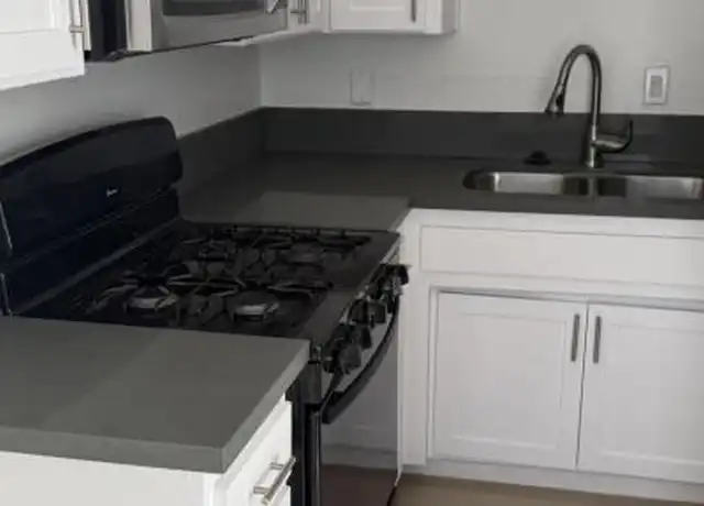 Property at 520 E Avenue Q4, Palmdale, CA, 93550, 1 bed, 1 bath, [object Object]