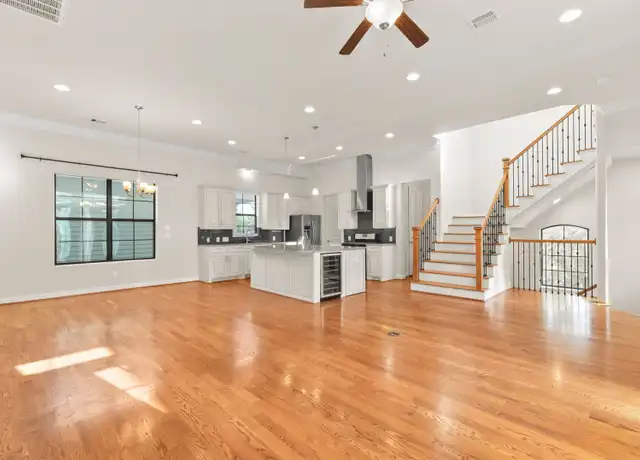 Property at 1408 W 26th St Unit B, Houston, TX, 77008, 3 beds, 3.5 baths, [object Object]