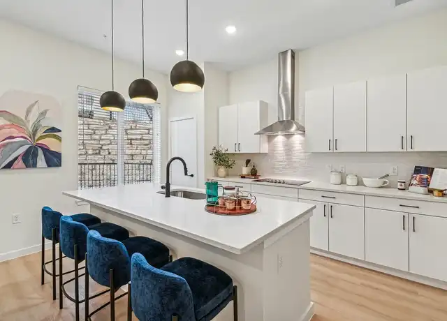 Property at Oasis at Stone Oak - 23609 Canyon Golf Rd, San Antonio, TX, 78258, 1-3 bed, 1.5-2.5 baths, [object Object]