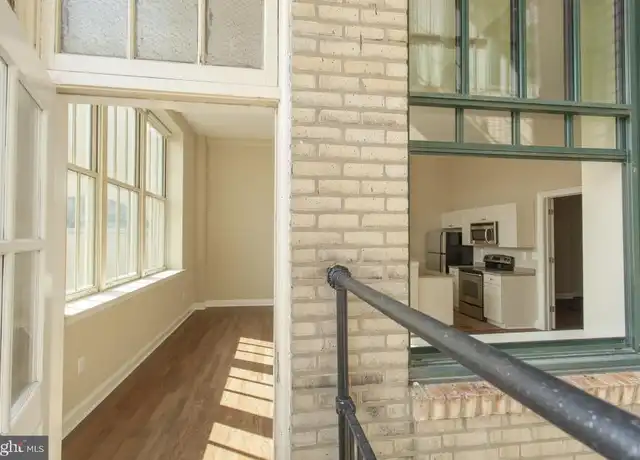 Property at 312 Walnut St Unit 605, Philadelphia, PA, 19106, 1 bed, 1 bath, [object Object]