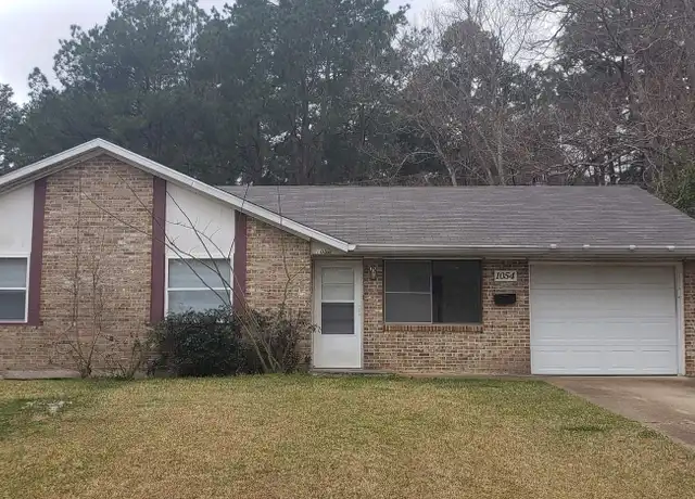 Property at 1054 Westwood Dr, Leesville, LA, 71446, 3 beds, 1.5 baths, [object Object]