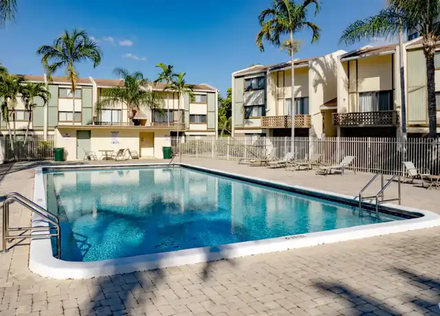 Property at 4222 Inverrary Blvd, Lauderhill, FL, 33319, 1 bed, 1 bath, [object Object]