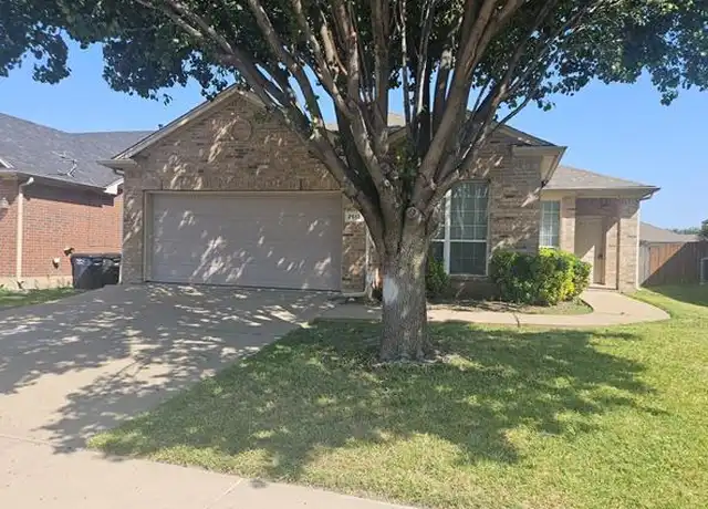 Property at 2613 Evening Shade Dr, Fort Worth, TX, 76131, 3 beds, 2 baths, [object Object]
