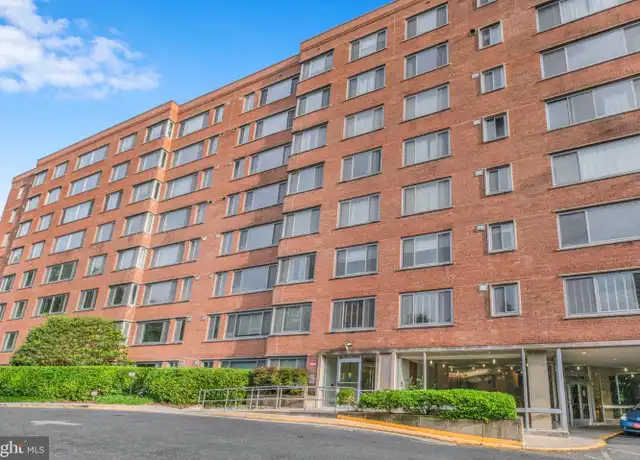 Property at 4200 Cathedral Ave NW #207, Washington, DC, 20016, 2 beds, 1 bath, [object Object]