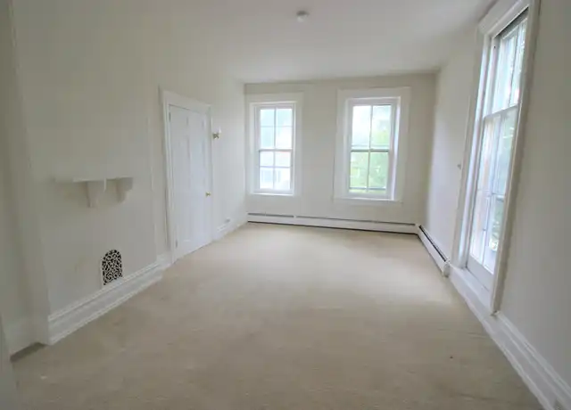 Property at 344 Hodgson St Unit 3, Oxford, PA, 19363, 1 bed, 1 bath, [object Object]