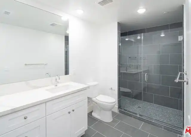Property at 3672 Jasmine Ave Unit 401, Los Angeles, CA, 90034, 2 beds, 2 baths, [object Object]