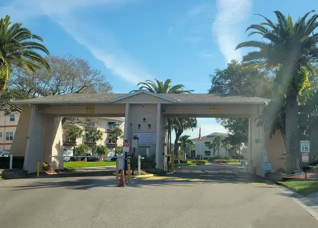 Property at 10032 65th Ave N #19, Saint Petersburg, FL, 33708, 1 bed, 1 bath, [object Object]