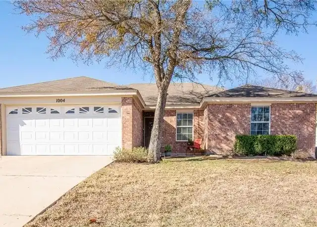 Property at 1004 Muelhause St, Belton, TX, 76513, 3 beds, 2 baths, [object Object]