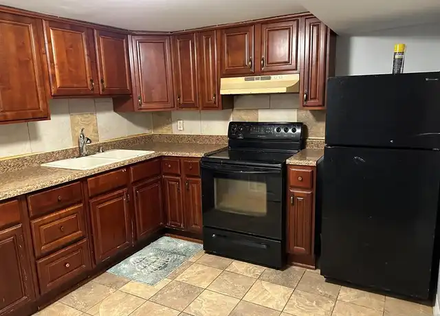 Property at 125 Longwood Lake Rd, Oak Ridge, NJ, 07438, 1 bed, 1 bath, [object Object]