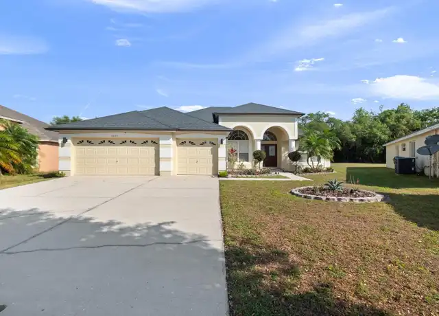 Property at 4633 Huron Bay Cir, Kissimmee, FL, 34759, 4 beds, 2 baths, [object Object]