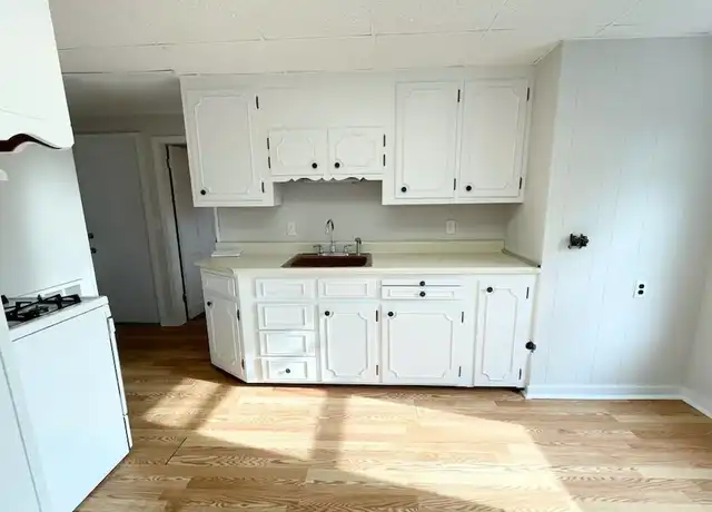 Property at 103 Buttonwood St Unit 2, Dorchester, MA, 02125, 2 beds, 1 bath, [object Object]