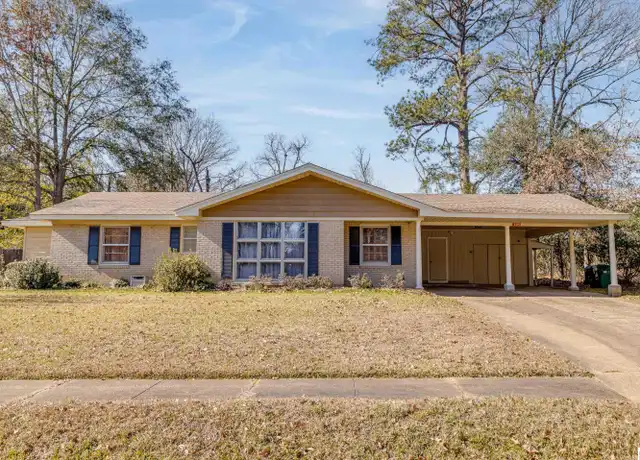 Property at 205 Frederick St, Bastrop, LA, 71220, 4 beds, 3 baths, [object Object]