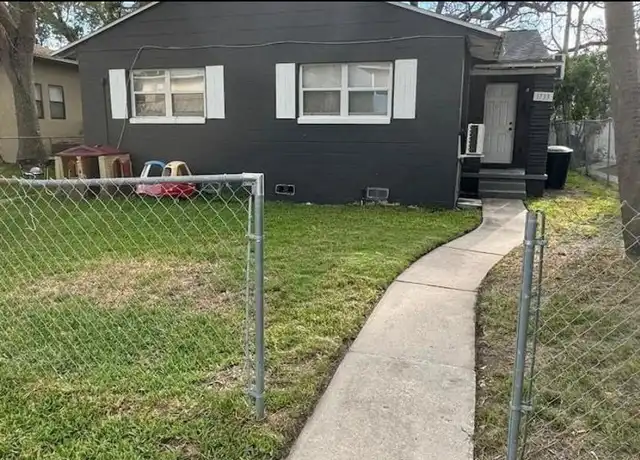 Property at 1733 6th St S, Saint Petersburg, FL, 33701, 1 bed, 1 bath, [object Object]