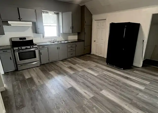 Property at 209 N 4th Ave Unit 2, Walla Walla, WA, 99362, 3 beds, 2 baths, [object Object]