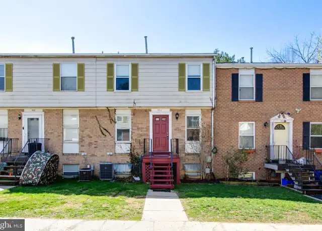 Property at 557 W Diamond Ave #31, Gaithersburg, MD, 20877, 3 beds, 1.5 baths, [object Object]
